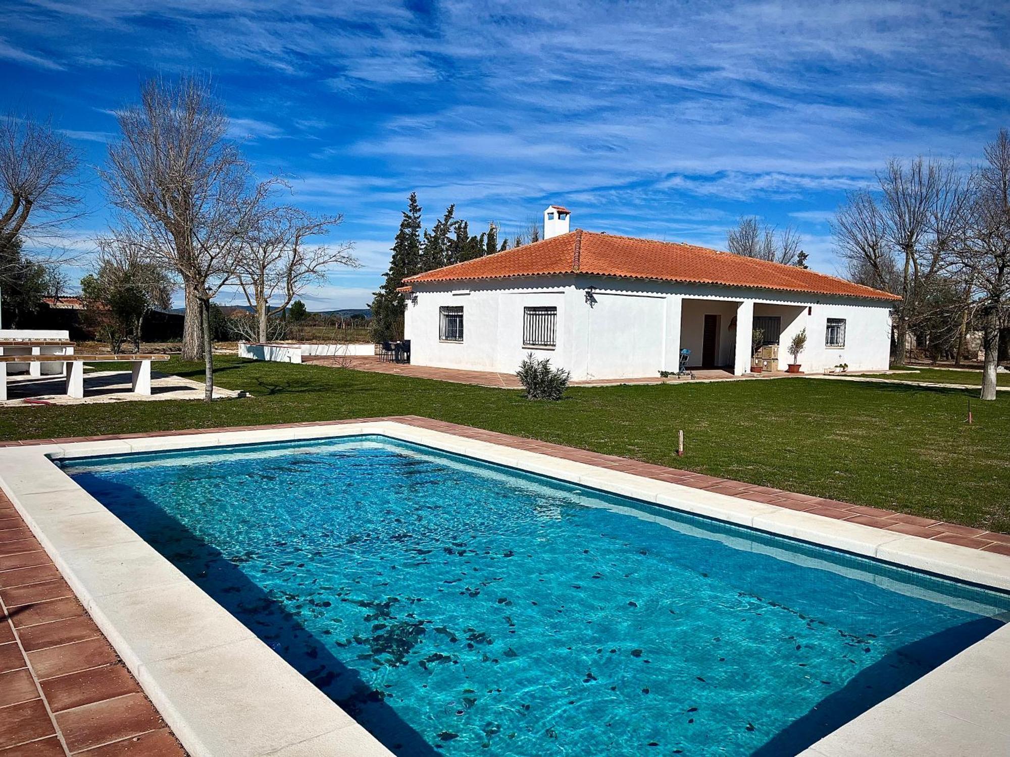 Villa Mercedes Argamasilla de Calatrava Exterior photo