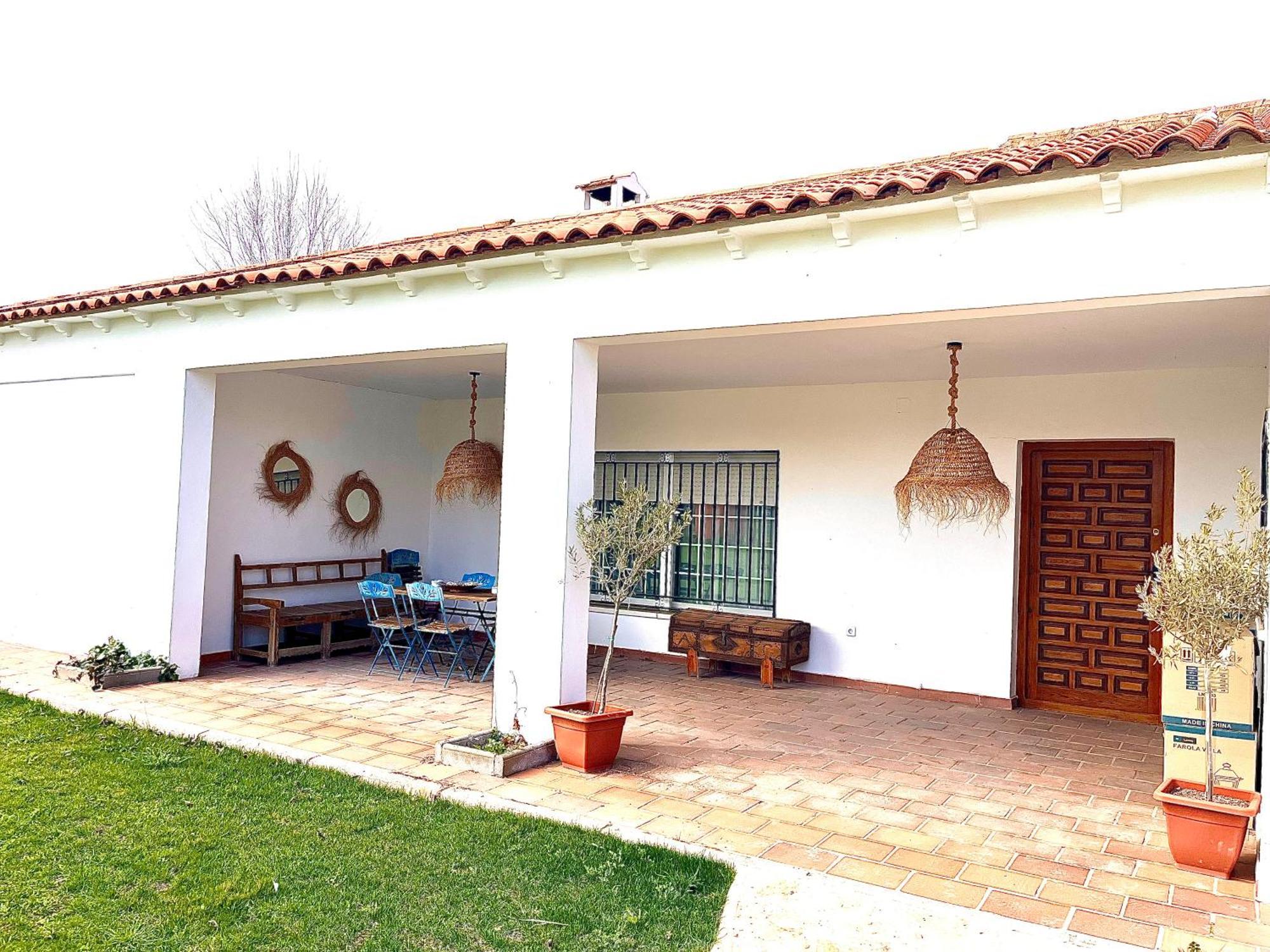 Villa Mercedes Argamasilla de Calatrava Exterior photo